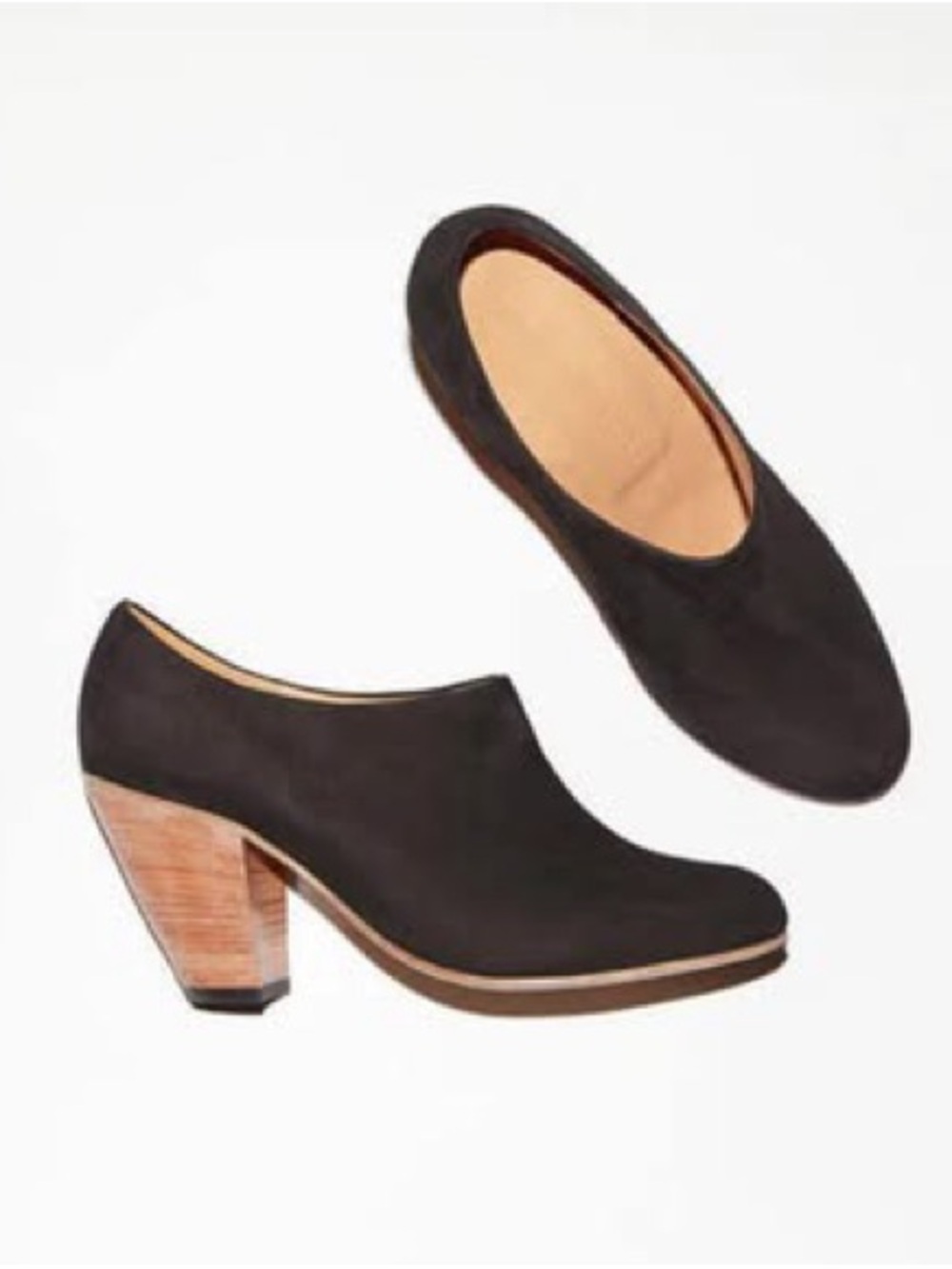Dieppa Restrepo Lady Shoe in Black Nubuck